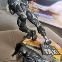 Crysis 2 Alcatraz Nano Edition Rare Figure light-up Statue, снимка 3 - Други игри и конзоли - 42784464