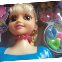 Глава кукла за прически, има гребенче, обеци шнолки, снимка 2 - Кукли - 36933941