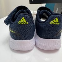 Оригинални маратонки Adidas 25,5 номер, снимка 4 - Детски маратонки - 38374867