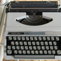 Пишеща машина Seiko Silver-reed 100, латиница, снимка 1 - Антикварни и старинни предмети - 44242349