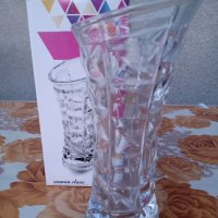 4. Стъклена ваза, снимка 1 - Вази - 40451415