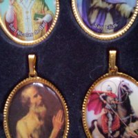 Италиански бижута, снимка 11 - Колиета, медальони, синджири - 30866303