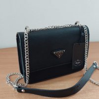 Черна чанта Prada код SG116, снимка 3 - Чанти - 37002128
