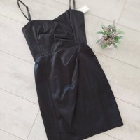 Нова черна рокля с презрамки, снимка 1 - Рокли - 40198951