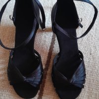 Черни обувки за спортни танци-латина, снимка 1 - Дамски обувки на ток - 42253320