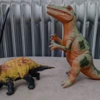 Лот Фигурки динозаври 2, снимка 1 - Фигурки - 40133849
