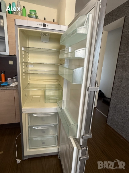 Хладилник с фризер Liebherr Cuesf 3503 за части или ремонт, снимка 1