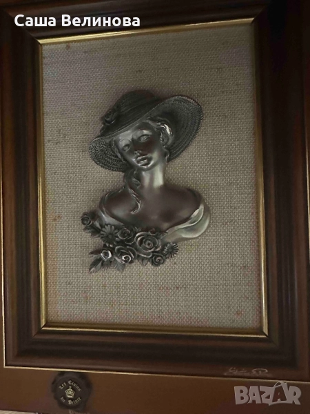 Оригинална Картина женска глава  от сребро с щемпел-печат и подпис, снимка 1
