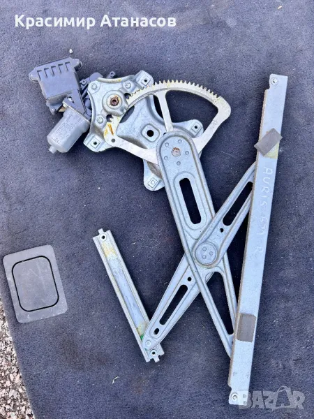 961920-100. Стъклоповдигач преден десен за Тойота Аурис. 85701-02010, снимка 1