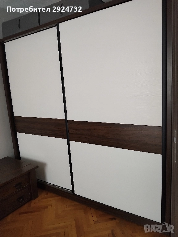 Гардероб много запазен с плъзгащи врати. , снимка 1
