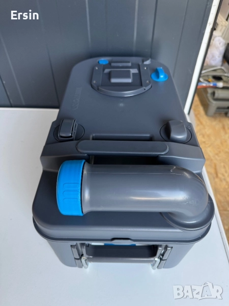 Касета за тоалетна Thetford C220 (Касетата е свалена от чисто нов Кемпер) Цена : 350.00 лева, снимка 1