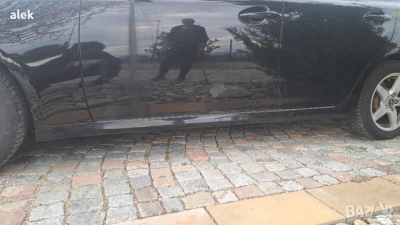 продавам ляв и десенправ Is Lexus , снимка 1