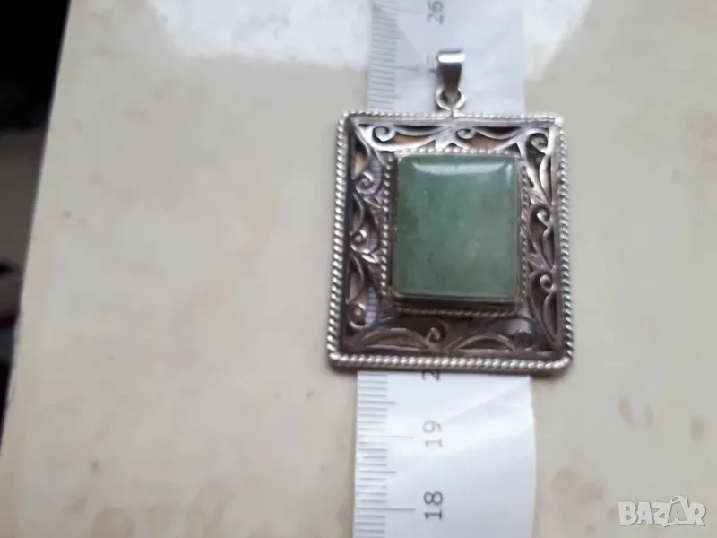 Масивна сребърна висулка с естествен камък, снимка 1