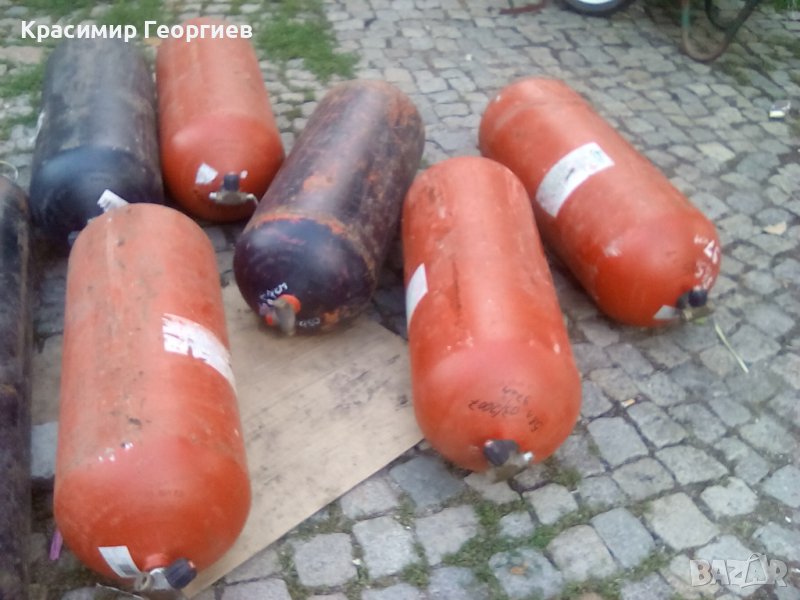 58 литови 40 броя метанови бутилки 2007г 10 броя-1200лева, всичките 4000лева, снимка 1