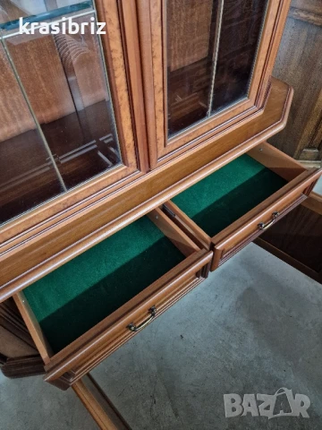 Масивна Витрина-внос от Германия!, снимка 7 - Секции и витрини - 50639303