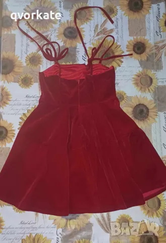 Червена кадифена рокля №М, снимка 2 - Рокли - 47479167