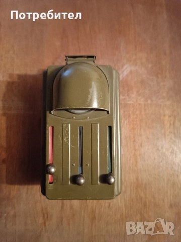 военен фенер , снимка 2 - Антикварни и старинни предмети - 52774870