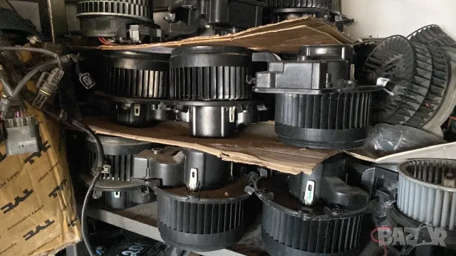 ВЕНТИЛАТОР ЗА ПАРНОТО НА МЕРЦЕДЕС ЦЛЦ CL203 SPORT COUPE климатроник климатик  моторче регулатор 