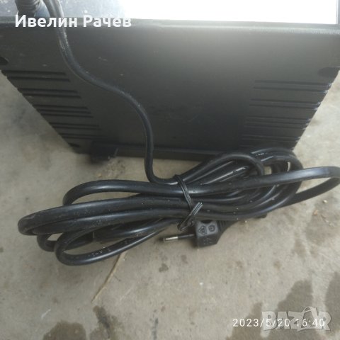 зарядно за акумулаторни машини , снимка 4 - Други инструменти - 40772427