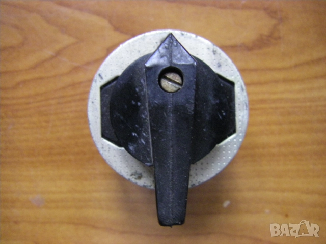 Трифазни и монофазни пакетни прекъсвачи, снимка 11 - Други машини и части - 47117884