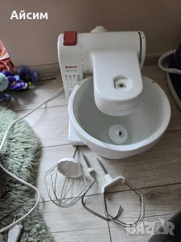 Мултифункционален миксер Bosch  с 3 приставки, снимка 2 - Миксери - 47472531