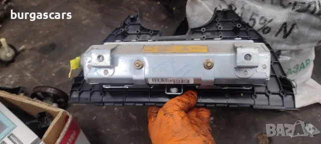 Airbag шофьор в краката Toyota Corolla Verso 04-09г  - 120лв, снимка 2 - Части - 49314575