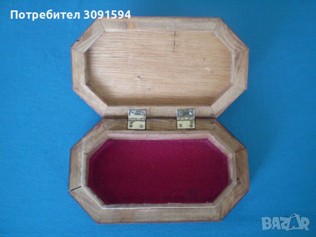 дървена кутия за дрънкулки облепена със сламки и седеф , снимка 5 - Антикварни и старинни предмети - 38329573