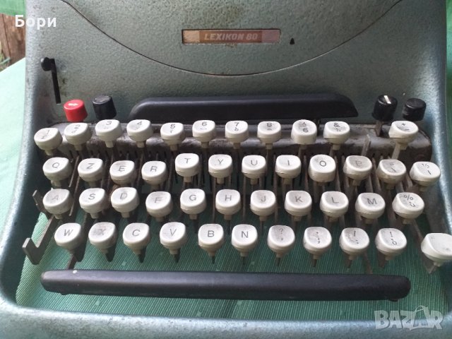 olivetti LEHIKON 80  1952г  пишеща машина, снимка 3 - Други ценни предмети - 34126398