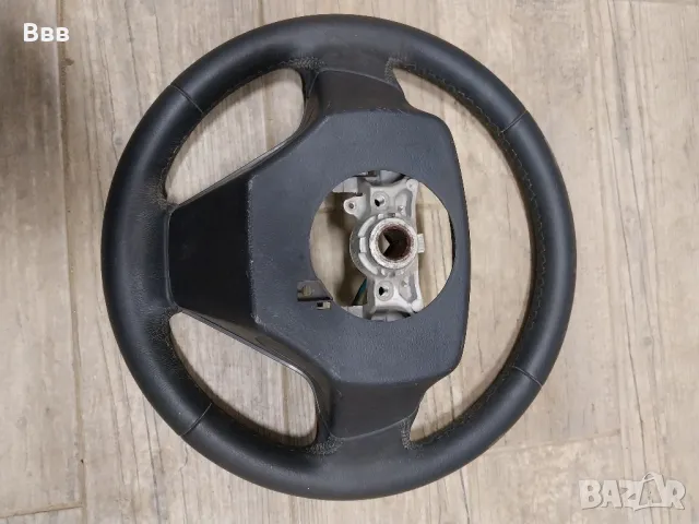 Волан за Toyota Avensis , снимка 2 - Части - 49924619