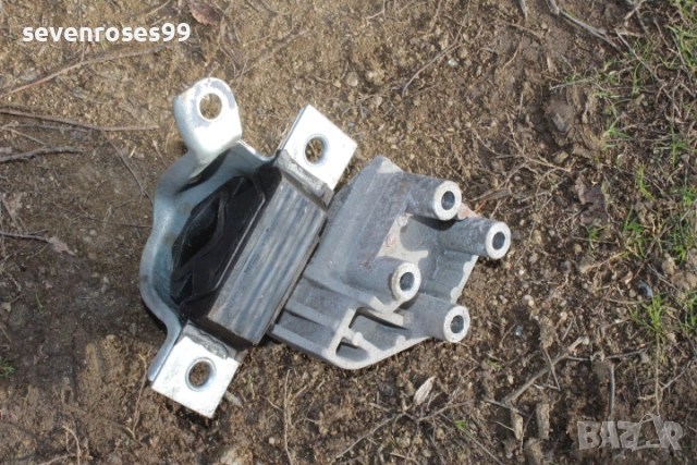 Тампон двигател десен Фиат Пунто 2 2001 1.2i 60 Fiat Punto 2  2/3врати, снимка 2 - Части - 53193938