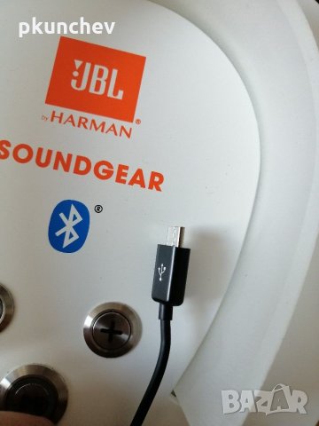 Стойка със зарядно за слушалки JBL Soundgear Raiser, снимка 11 - Bluetooth слушалки - 29881983