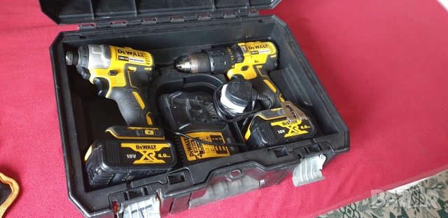 Девалт Винтоверт и Импакт DCD778....18v 4ah много добро състояние , снимка 6 - Винтоверти - 53218268
