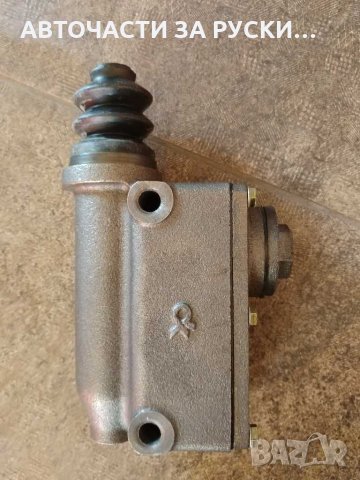 Помпа спирачна Уаз нова руска стар модел