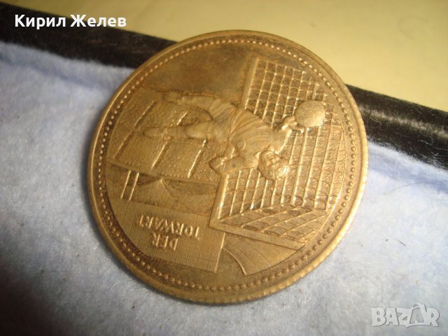 Футбол Европейско Първенство 1988г. 8-на ФИНАЛ ВРАТАР ГЕРМАНИЯ ФРГ ПЛАКЕТ БРОНЗ ПОЗЛАТА РЯДЪК 30453, снимка 5 - Антикварни и старинни предмети - 38152806