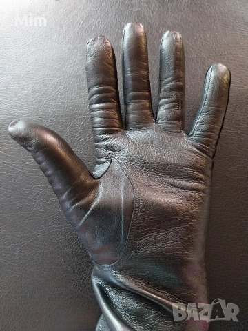Черни кожени, дамски ръкавици с пет пръста , снимка 4 - Ръкавици - 52821374