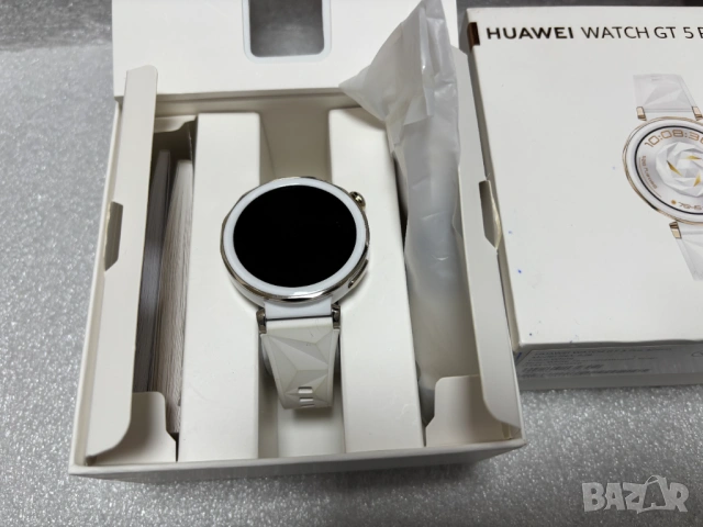 Перфектен! Смарт часовник Huawei GT5 Pro 42mm White, снимка 16 - Смарт часовници - 53112280