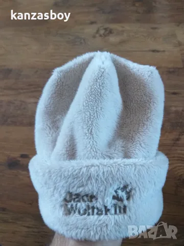 jack wolfskin - страхотна зимна шапка 