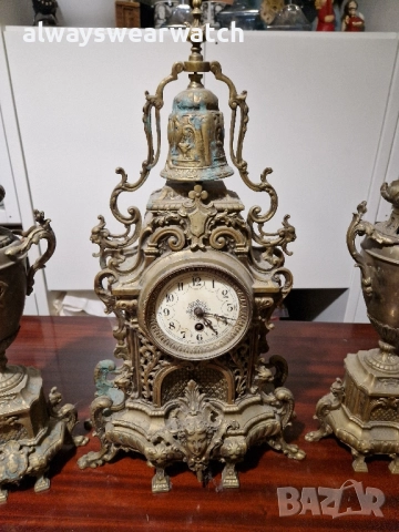 Антикварен каминен часовник с 2 вази - канделабри / Каминен гарнитур, снимка 2 - Антикварни и старинни предмети - 51557439