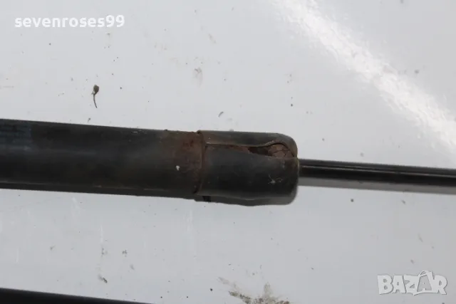 Амортисьор багажник ляв десен Фолксваген Голф 6 VW Golf 6 4врати хечбек, снимка 5 - Части - 48709438