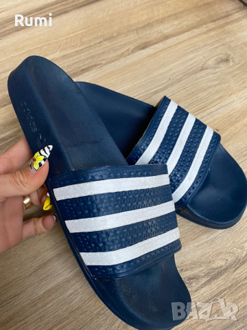 Оригинални тъмно сини класически чехли Adidas ! 42 н, снимка 2 - Мъжки чехли - 44573604