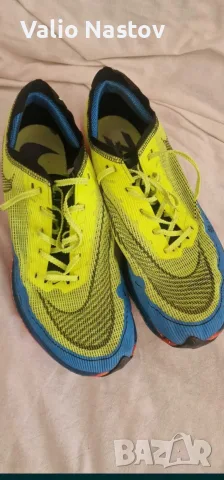 Продавам маратонки за бягане NIKE .