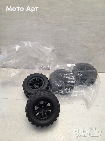 Гуми за РЦ RC Количка размер 1/10 - Нови за MJX 10208