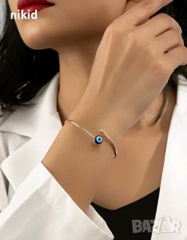 твърда отворена метална дамска гривна Окото на Назар