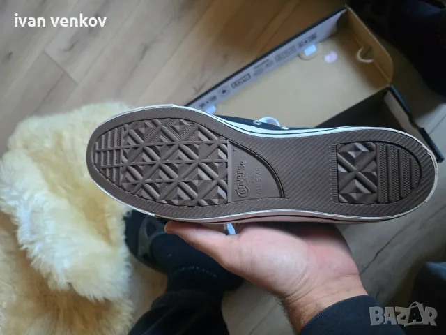 Продавам чисто нови маратонки Converse номер 49, снимка 3 - Маратонки - 56241330