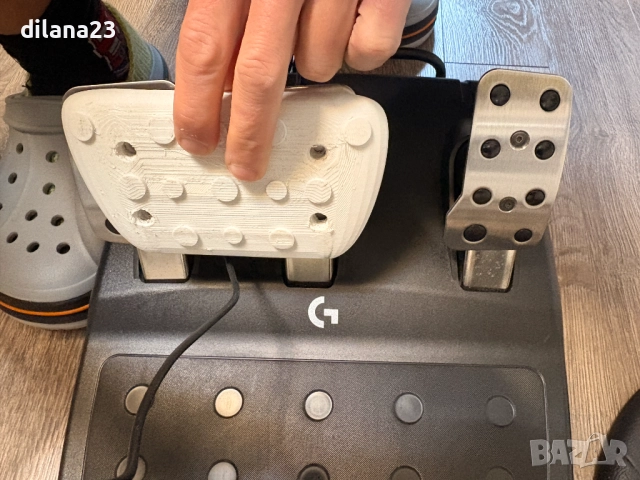 Гейминг оборудване – Xbox One S, Logitech G923, PlaySeat Challenge, снимка 5 - Игри за Xbox - 52898034