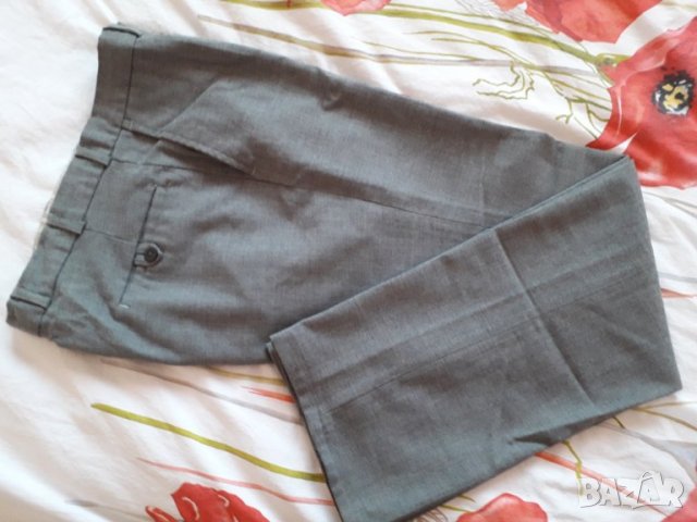 Мъжки вълнен панталон сив размер М-Л, снимка 3 - Панталони - 31692251