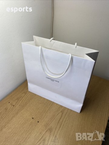 Автентична бутикова Christian Dior подаръчна торба 31 x 31 cm gift bag , снимка 6 - Чанти - 42064193