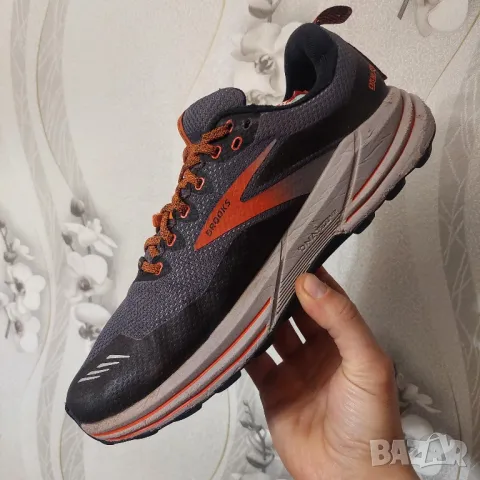 Brooks Cascadia 16 Gtx Gore-Tex номер 44 ,5 маратонки водоустойчиви , снимка 14 - Маратонки - 49626021