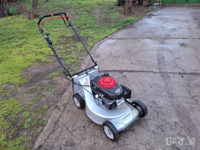 Косачка Honda 6к.с. самоходна алуминиева 53см мулчираща, снимка 4 - Градинска техника - 54009604