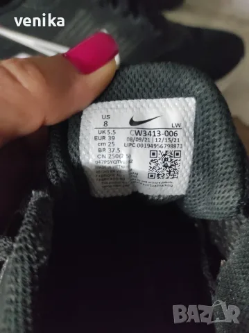Дамски маратонки Nike , снимка 3 - Маратонки - 56078805